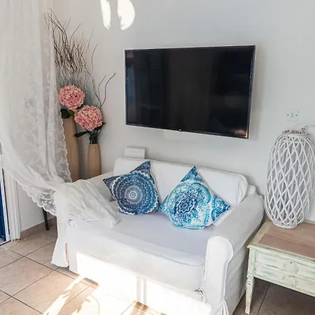 Greek Island Style 2 Bedroom With Pool Next To The Sea Villa *