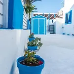 Villa Greek Island Style 2 Bedroom With Pool Next To The Sea Larnaca