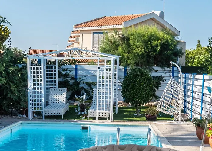 Greek Island Style 2 Bedroom With Pool Next To The Sea Villa *