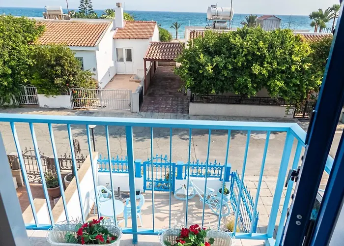 Greek Island Style 2 Bedroom With Pool Next To The Sea Villa *