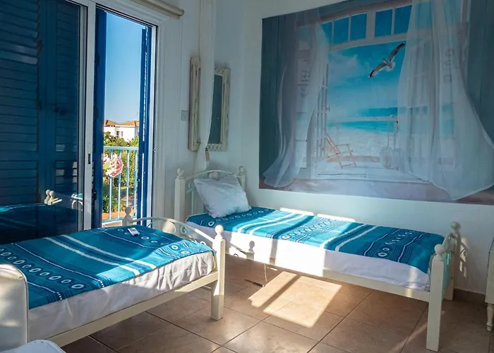 Βίλα Greek Island Style 2 Bedroom With Pool Next To The Sea