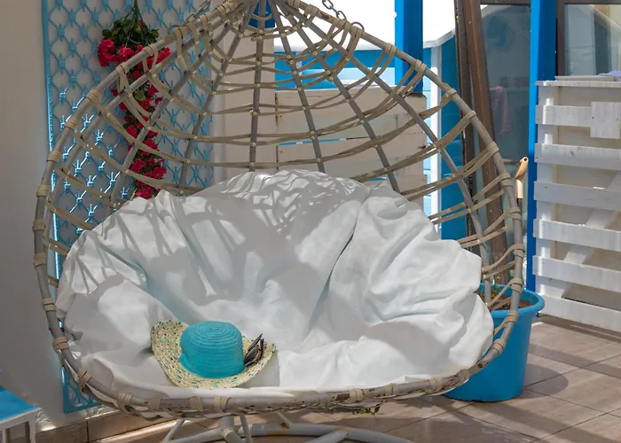 Greek Island Style 2 Bedroom With Pool Next To The Sea Βίλα