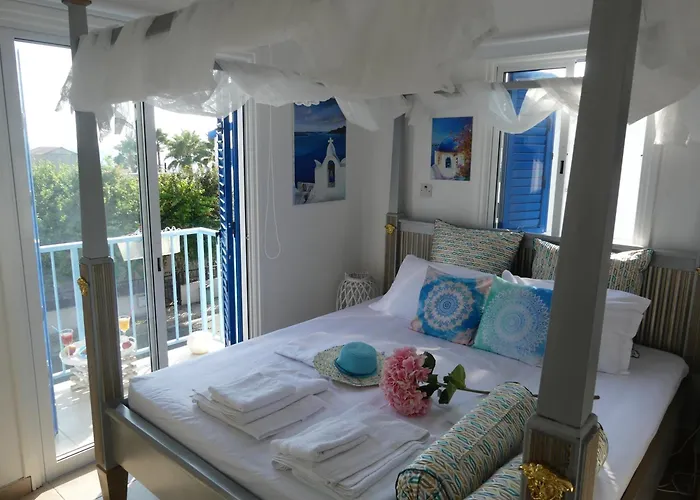 Βίλα Greek Island Style 2 Bedroom With Pool Next To The Sea Λάρνακα