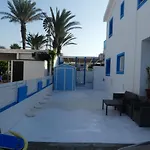Greek Island Style 2 Bedroom With Pool Next To The Sea