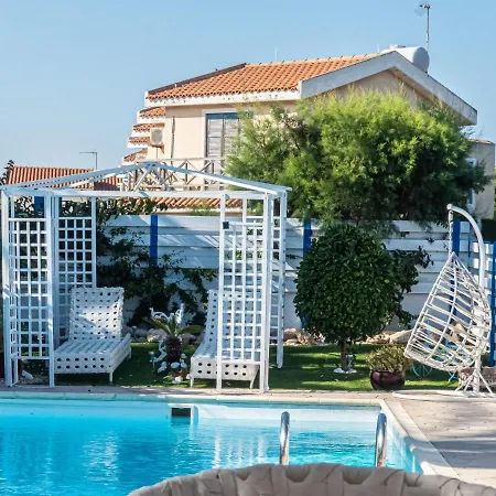 Greek Island Style 2 Bedroom With Pool Next To The Sea 别墅 *